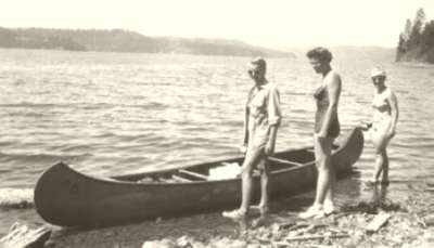 2nd break 1955, the 'P.D.' canoe